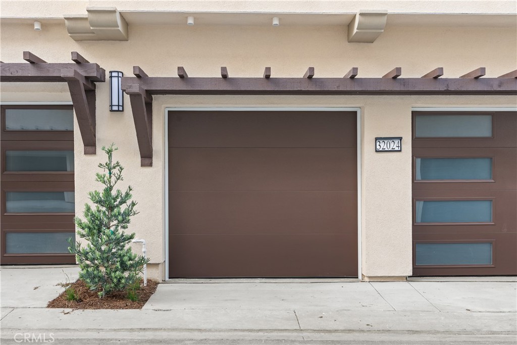 Avelina - Residential Lease