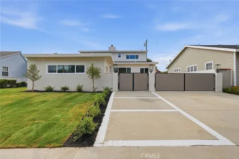 3675 Palo Verde Ave, Long Beach, CA 90808 - MLS#: PW26053021