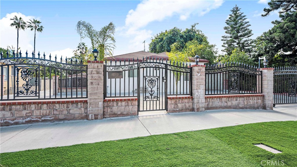 15210 Cohasset Street