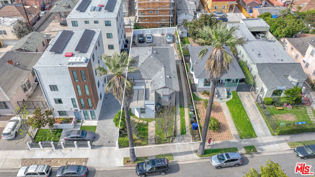 1293 W 36th Street