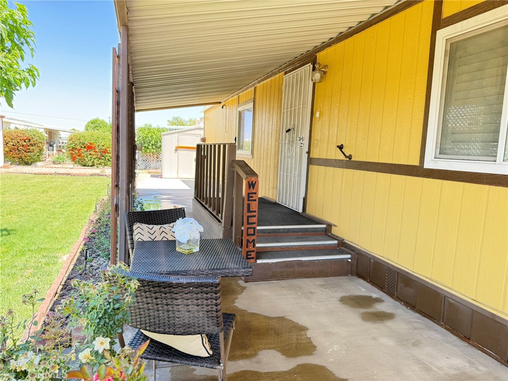 15940 Stoddard Wells Road 81
