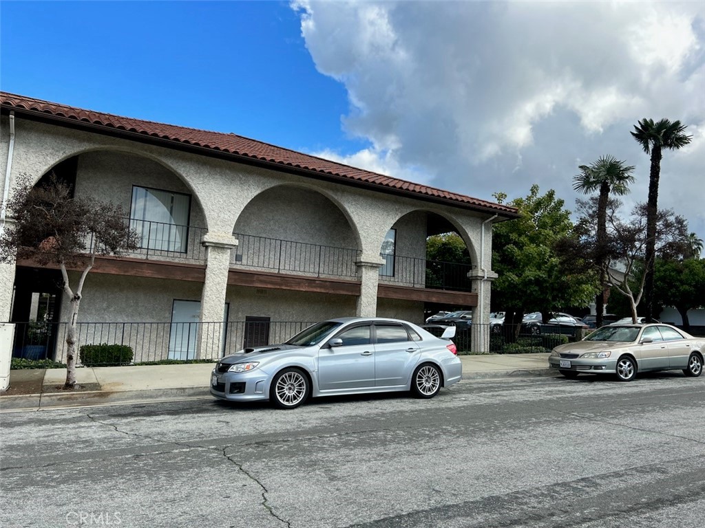 2440 S Hacienda 109