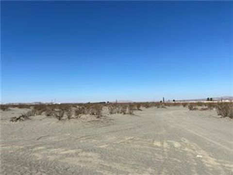 Photo of 0 Auburn Road, El Mirage, CA 92301 (MLS # HD25183355)