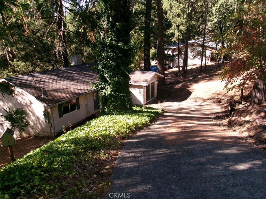 11833 Western Pine