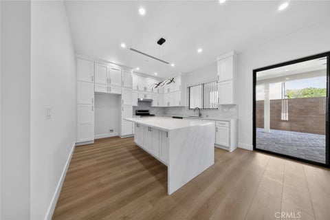 Photo of 7940 Ethel Avenue, Los Angeles, CA 91605 (MLS # SR26182637)