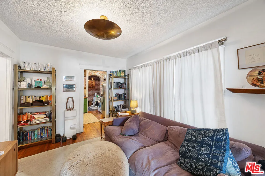 Venice, California 90291, United States, 4 Bedrooms Bedrooms, ,4 BathroomsBathrooms,Residential,Active,248564