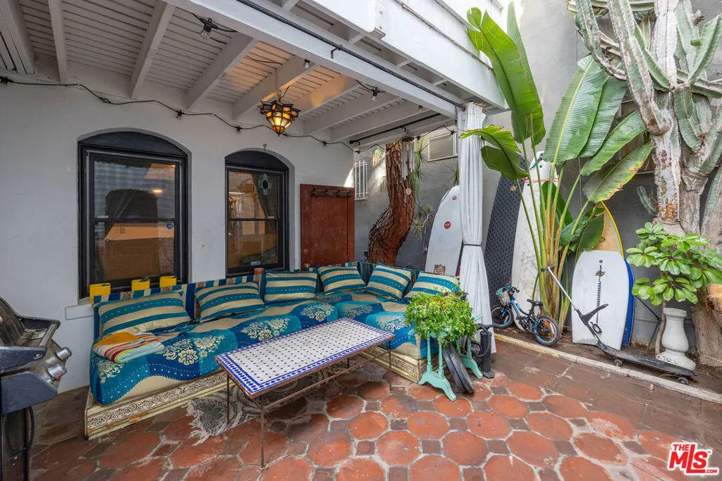 Venice, California 90291, United States, 4 Bedrooms Bedrooms, ,4 BathroomsBathrooms,Residential,Active,248564