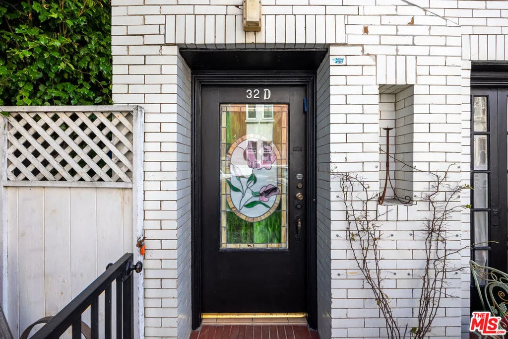 Venice, California 90291, United States, 4 Bedrooms Bedrooms, ,4 BathroomsBathrooms,Residential,Active,248564