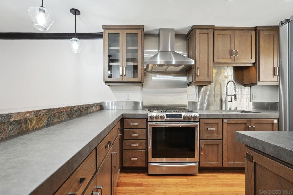 Mission Hills - Residential