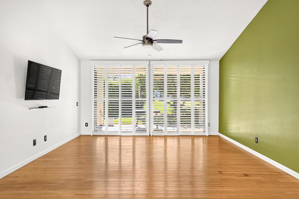 1117 S La Verne Way