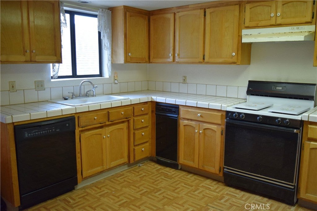 4144 End Drive