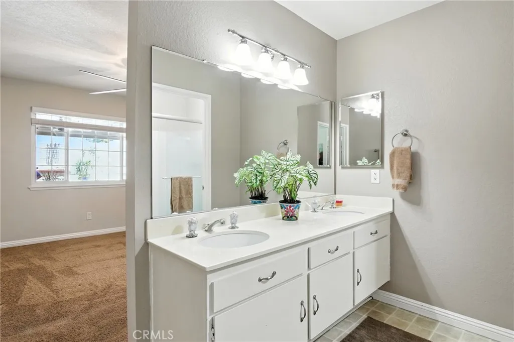 Rancho Cucamonga, California 91730, United States, 4 Bedrooms Bedrooms, ,2 BathroomsBathrooms,Residential,Pending,191932