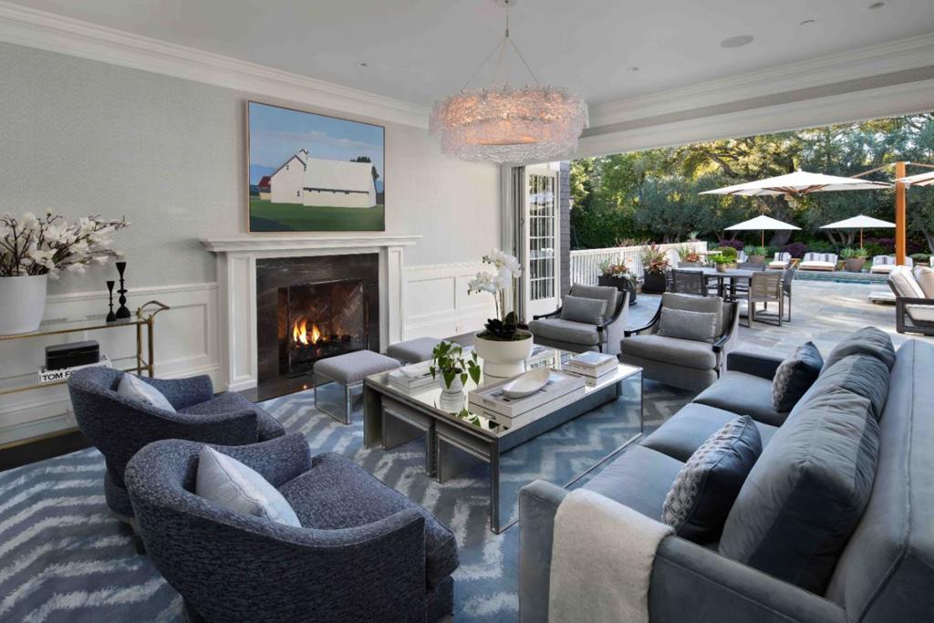 190 Almendral Avenue