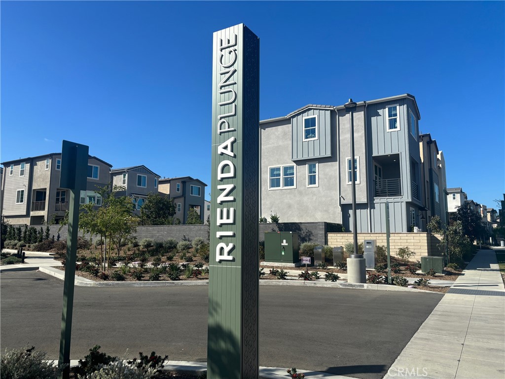 Flora - Residential