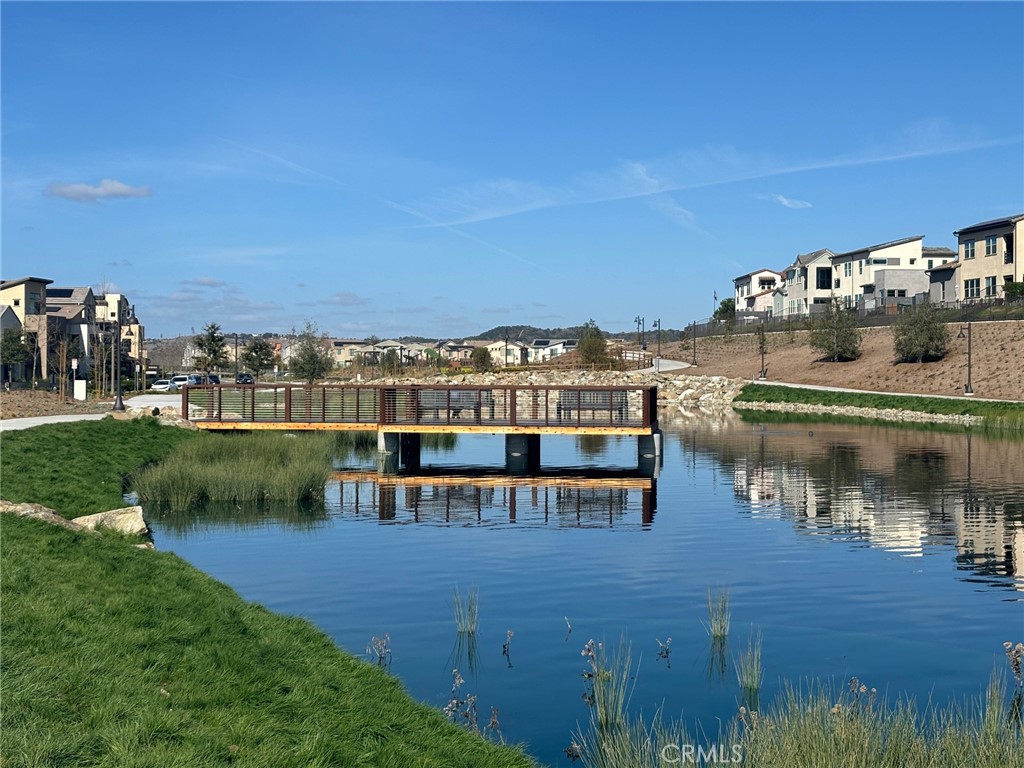 Flora - Residential