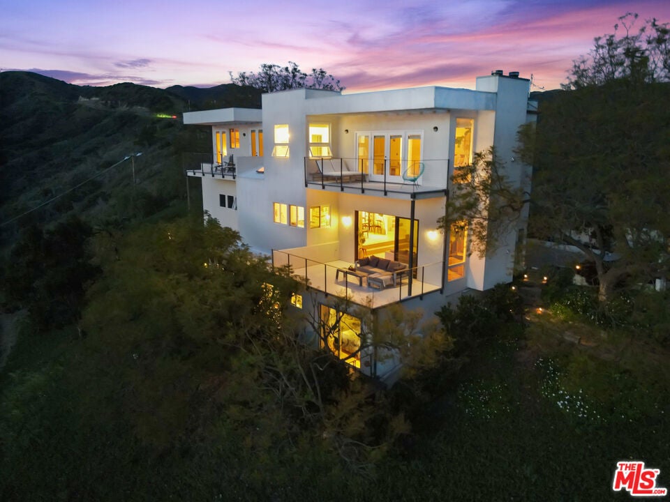 Photo of 2727 Corral Canyon Road, Malibu, CA 90265 (MLS # 26664773)