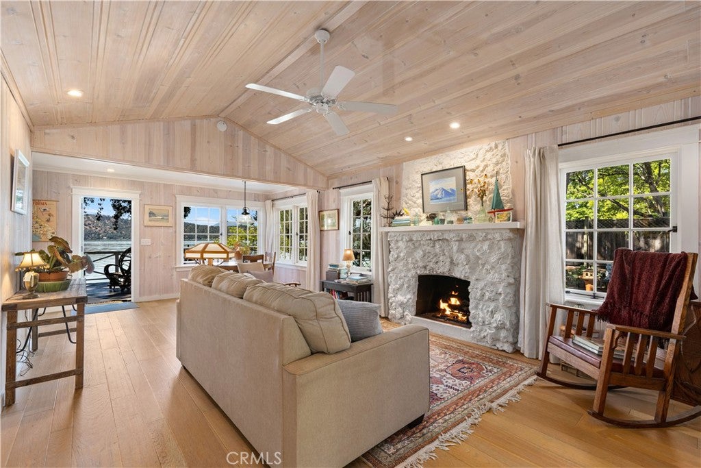11611 Garden Court