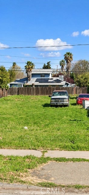 Photo of 415 Broadway, Planada, CA 95365 (MLS # MC26212243)