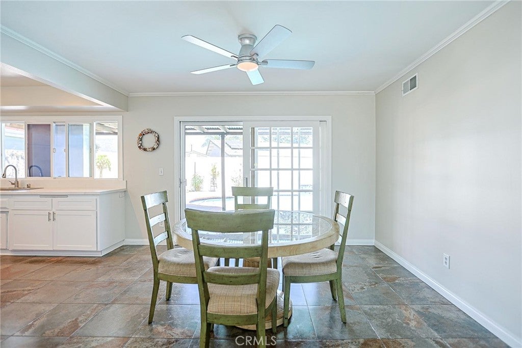 16682 Charles, Huntington Beach CA 92647 - Photo 8