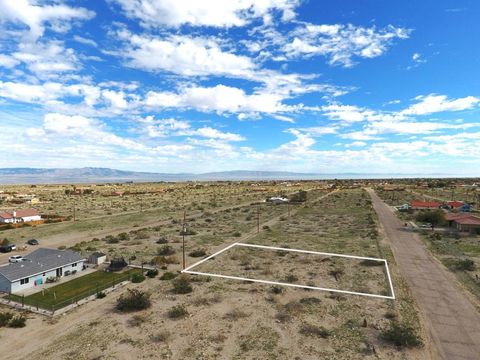 Photo of 1572 Arctic Avenue, Thermal, CA 92274 (MLS # 219141917DA)