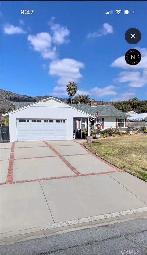 Photo of 543 E Comstock AVE, Glendora, CA 91741 (MLS # OC26107648)