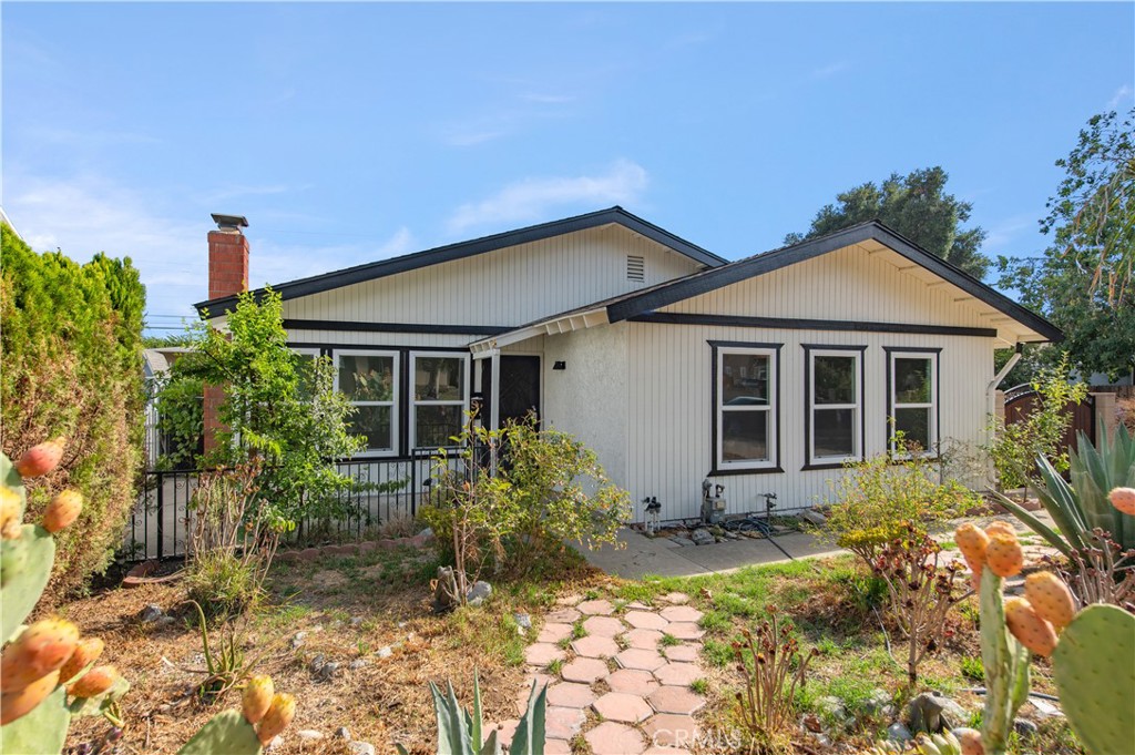 636 Highland Court
