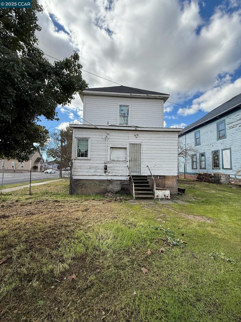 161 S 3Rd Ave