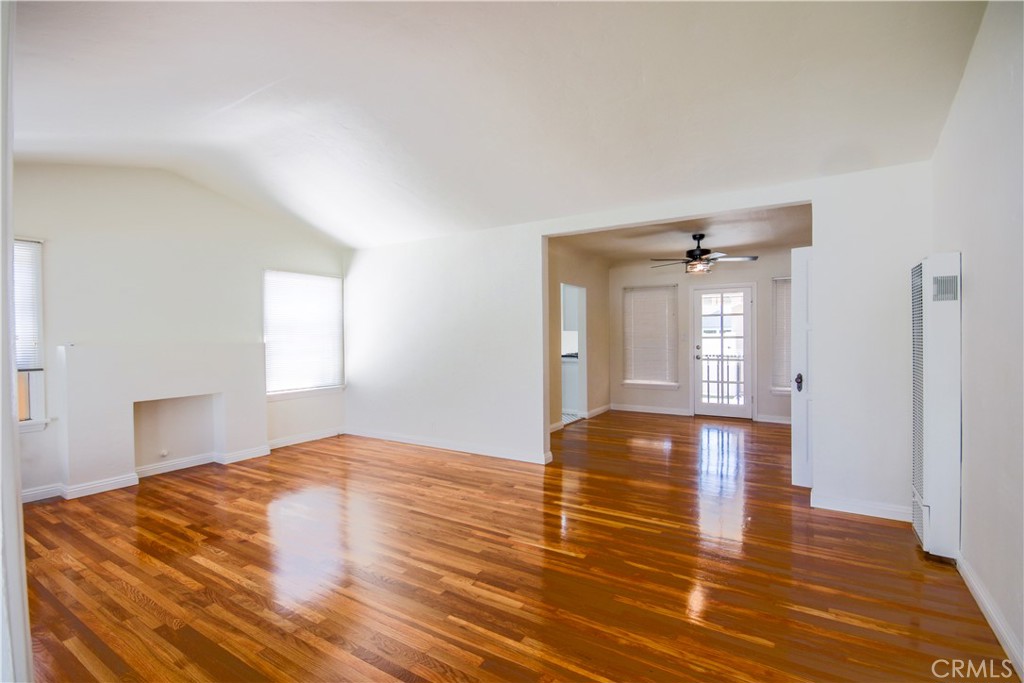 1040 W Almond Avenue