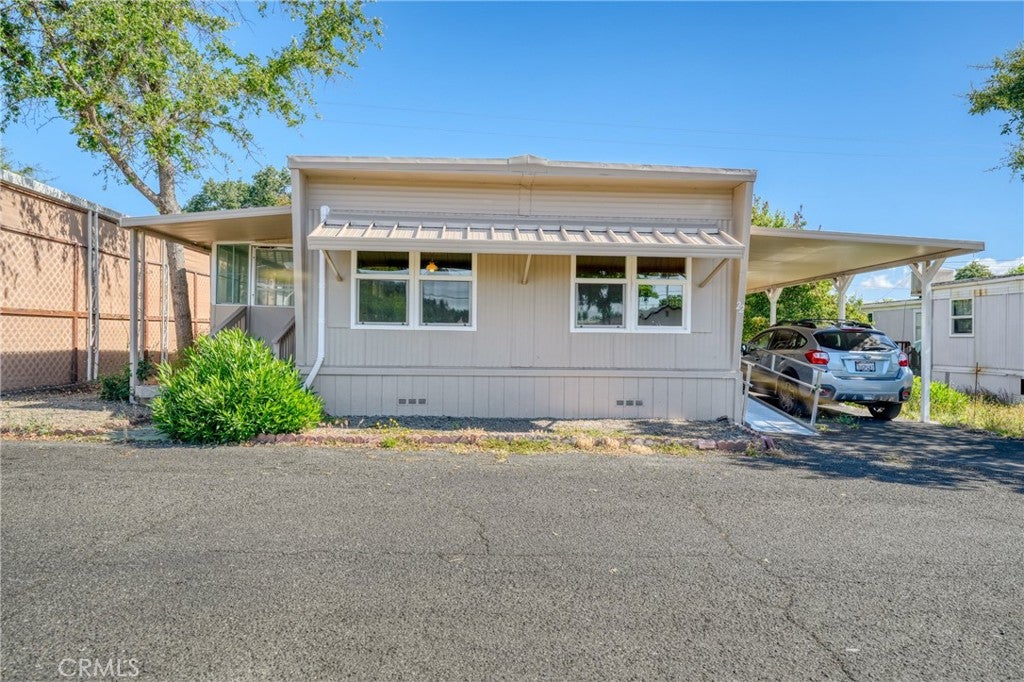 4265 Lakeshore Boulevard 22