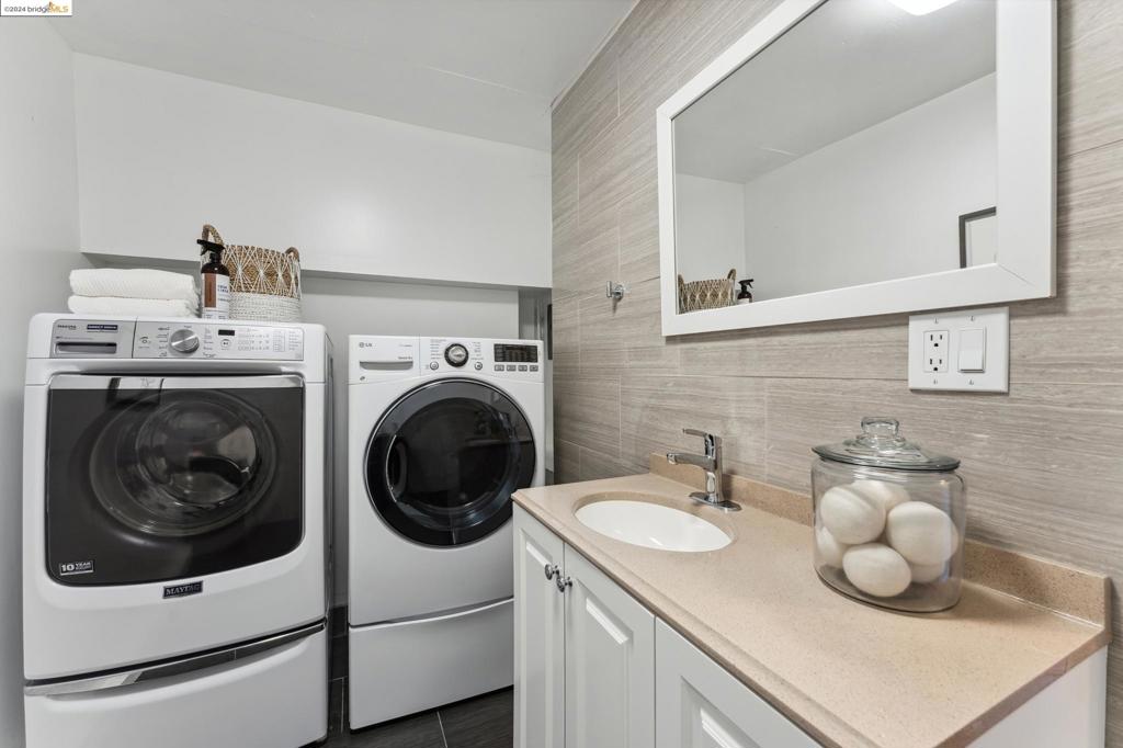 PIEDMONT - Residential