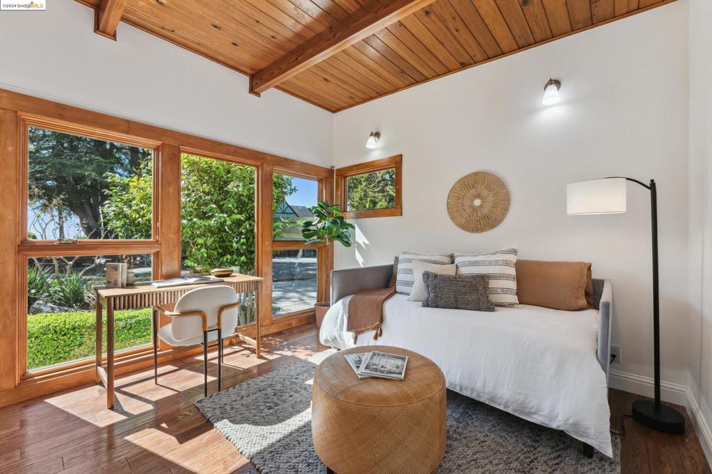 PIEDMONT - Residential