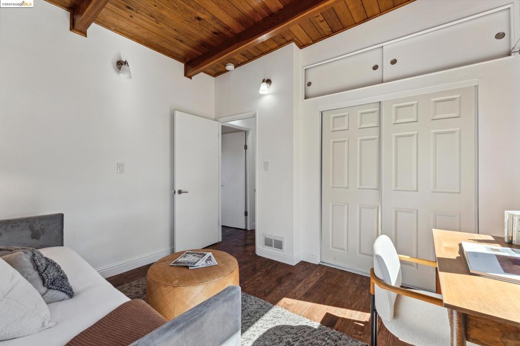 PIEDMONT - Residential