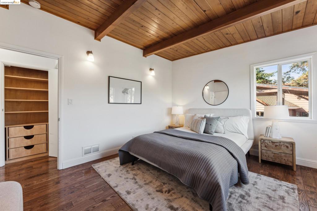 PIEDMONT - Residential