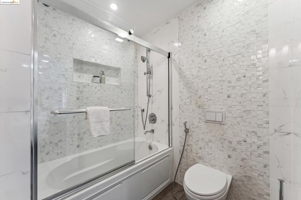 PIEDMONT - Residential