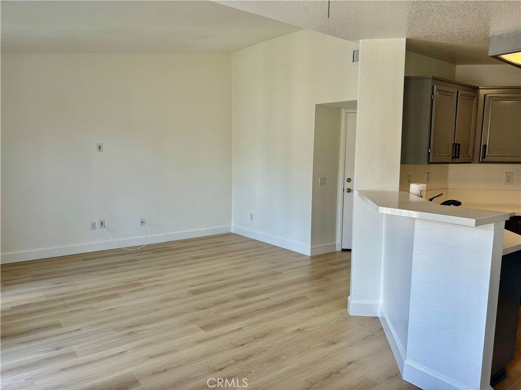 2612 Avenida Del Vista 203