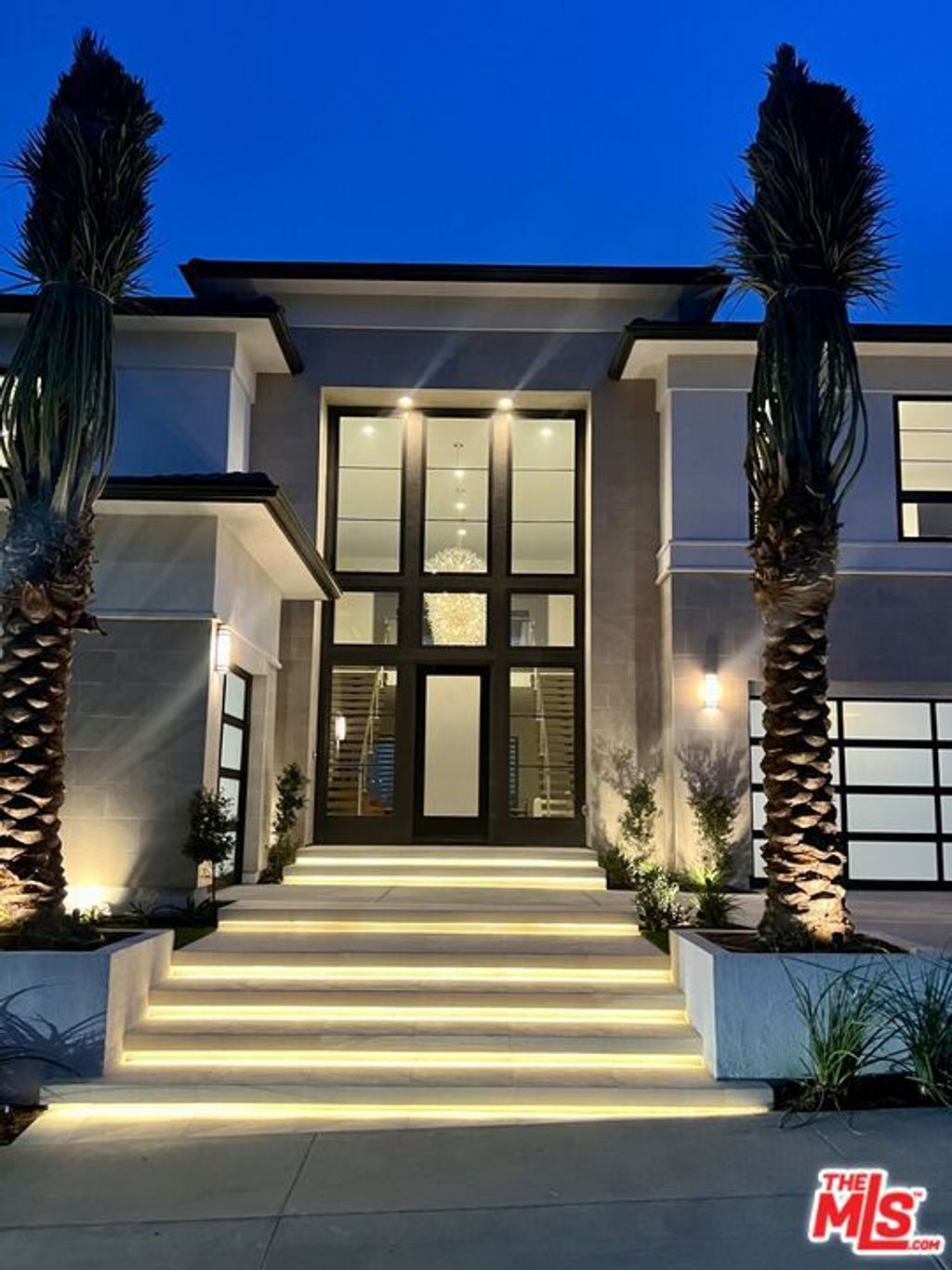 Photo of 20354 W Marlow Lane, Porter Ranch, CA 91326 (MLS # 25619545)