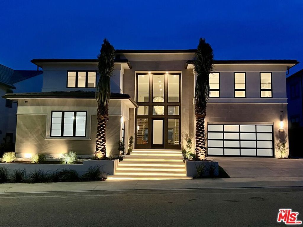 Photo of 20354 W Marlow Lane, Porter Ranch, CA 91326 (MLS # 25619545)