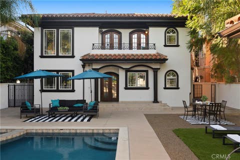 Photo of 15014 Valleyheart DR, Sherman Oaks, CA 91403 (MLS # SR26132530)