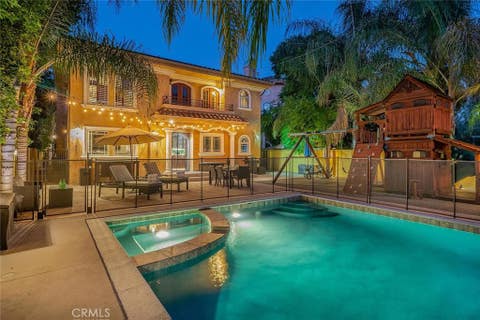 Photo of 15014 Valleyheart DR, Sherman Oaks, CA 91403 (MLS # SR26132530)