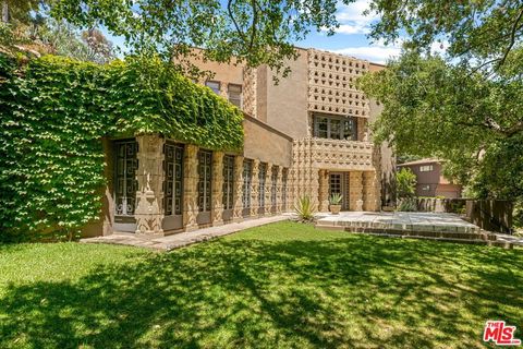 2535 E Chevy Chase Drive Glendale CA 91206