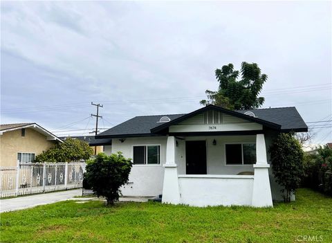 Photo of 7672 Whitsett Avenue, Los Angeles, CA 90001 (MLS # PW25281919)