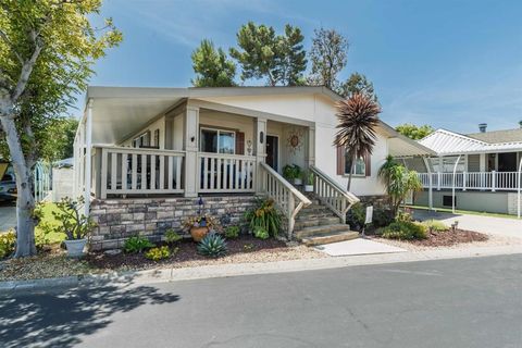 5127 Don Miguel Drive Carlsbad CA 92010