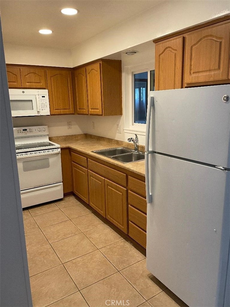 10203 Holburn