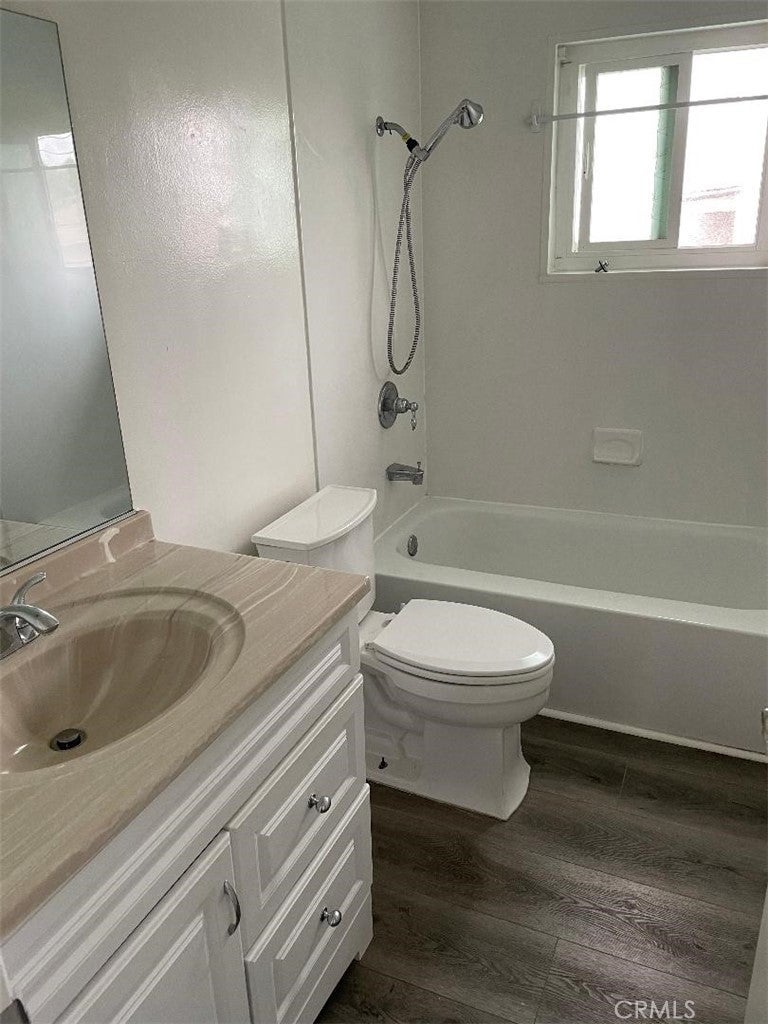 10203 Holburn