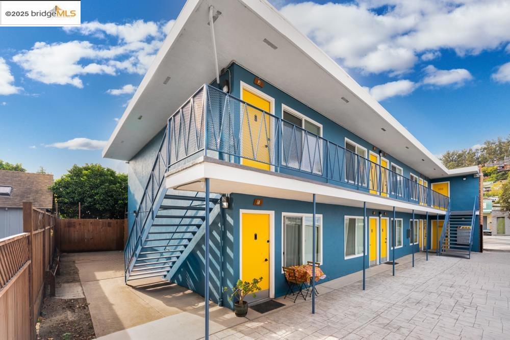605 San Pablo Ave