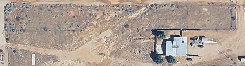 Photo of 20685 Dale Evans Pkwy, Apple Valley, CA 92307 (MLS # SW26028186)