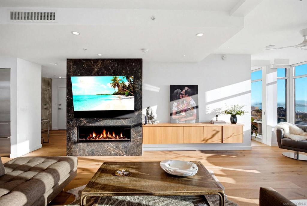 475 Redwood Street #906 906