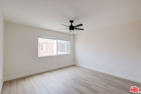 Tiny photo for 1211 Beryl St #C, Redondo Beach, CA 90277 (MLS # 25580017)