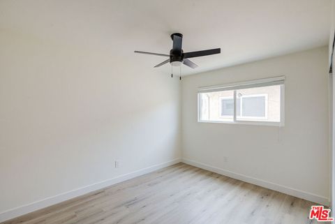 Tiny photo for 1211 Beryl St #C, Redondo Beach, CA 90277 (MLS # 25580017)