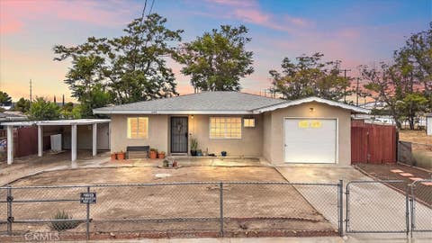 Photo of 433 S Florida ST, Banning, CA 92220 (MLS # CV26178425)
